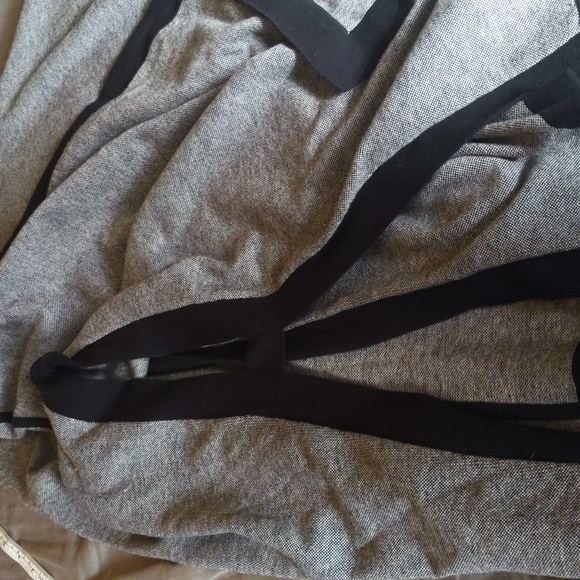 Banana Republic Poncho - Picture 6 of 11